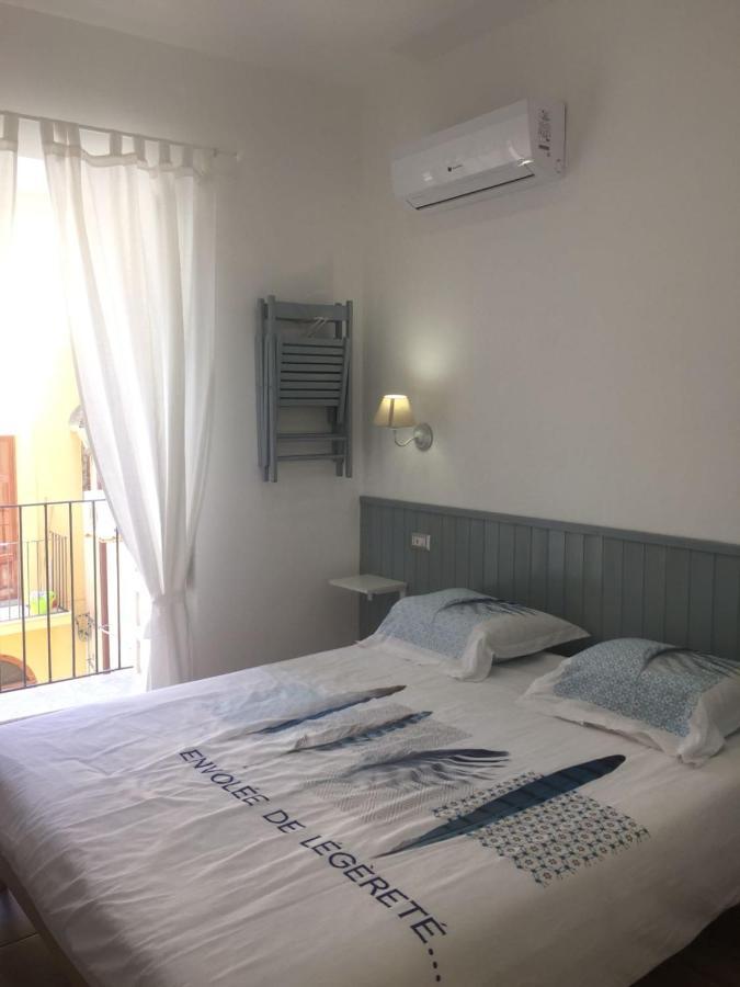 Bed and Breakfast Dafni E Naide à Cefalù Extérieur photo